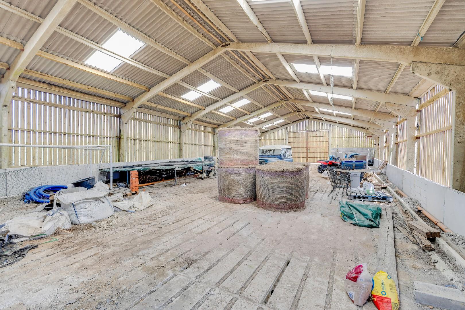Ty Broc, Parc Farm, St. Donat's, Nr Llantwit Major, Vale of Glamorgan, CF61 1AG
